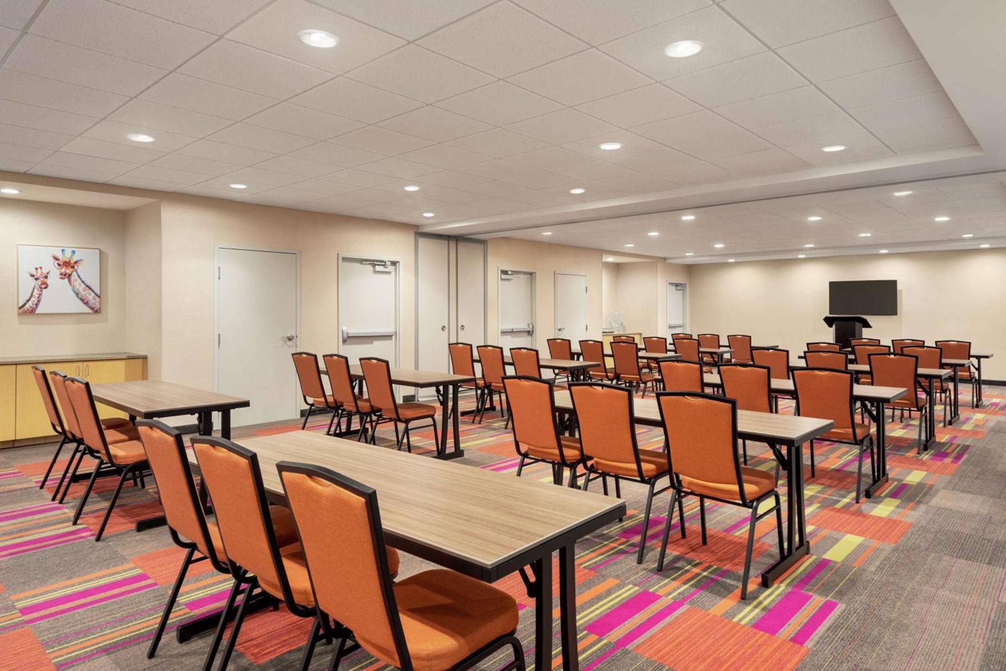 Home2 By Hilton Potomac Mills 3* Woodbridge