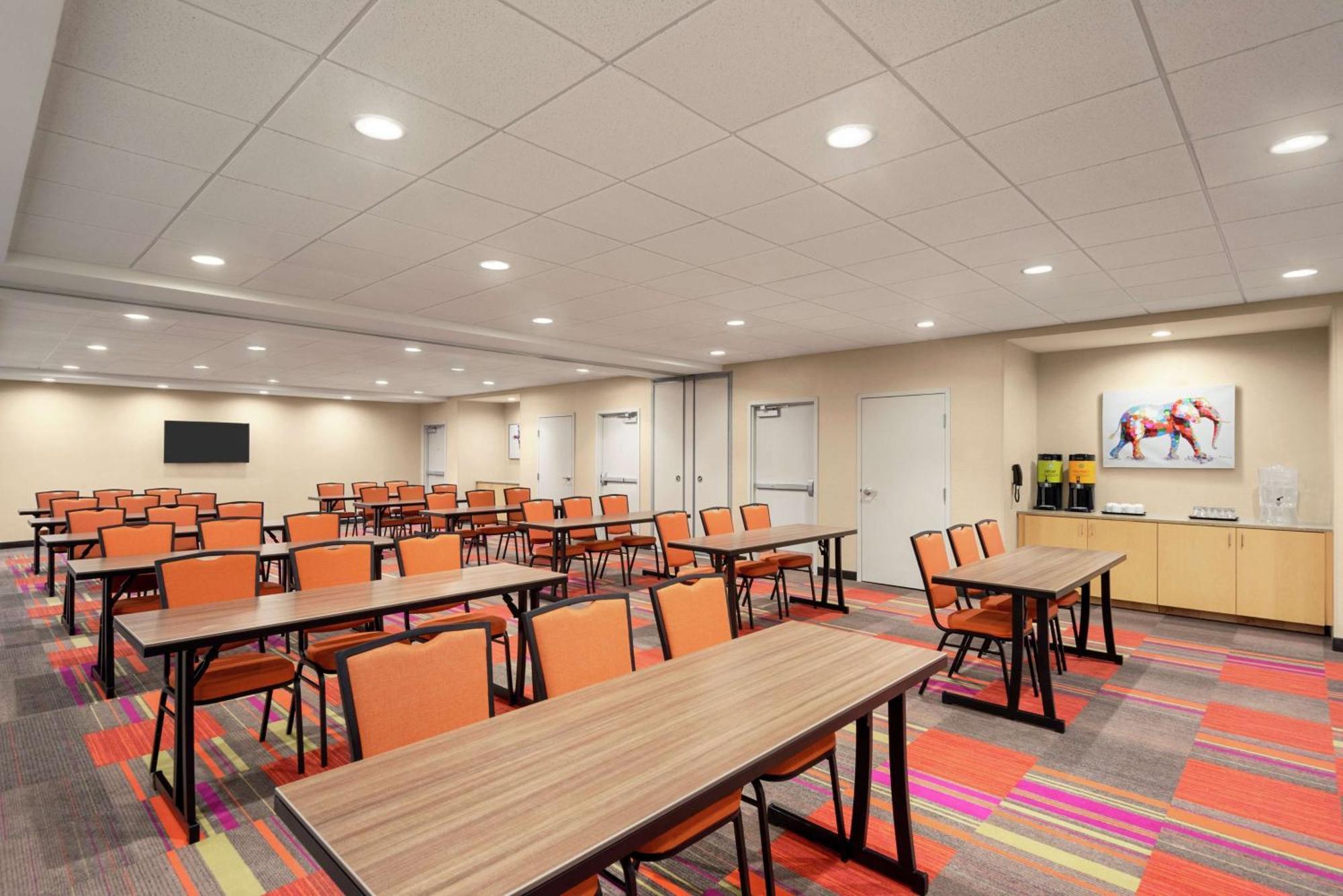 Hotel Home2 By Hilton Potomac Mills Woodbridge